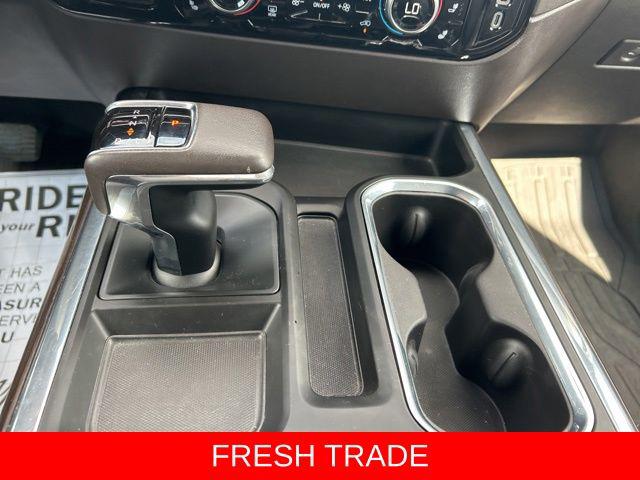 2022 GMC Sierra 1500 4WD Crew Cab Short Box SLT