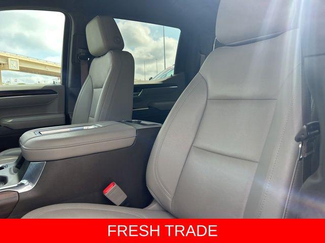 2022 GMC Sierra 1500 4WD Crew Cab Short Box SLT