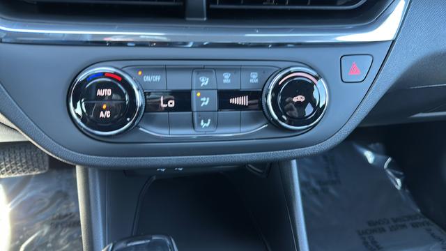2026 Buick NV Preferred FWD