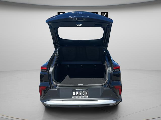 2026 Buick NV Preferred FWD