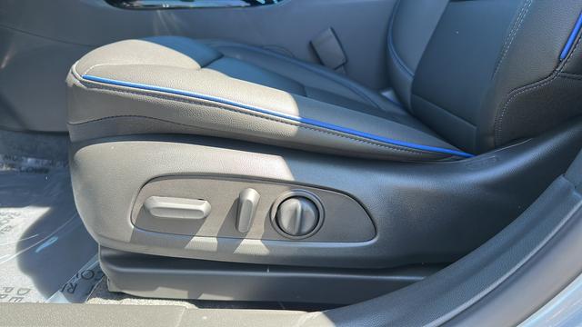 2026 Buick NV Sport Touring FWD