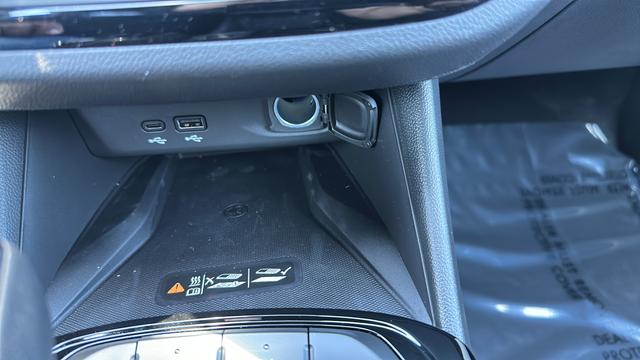 2026 Buick NV Sport Touring FWD
