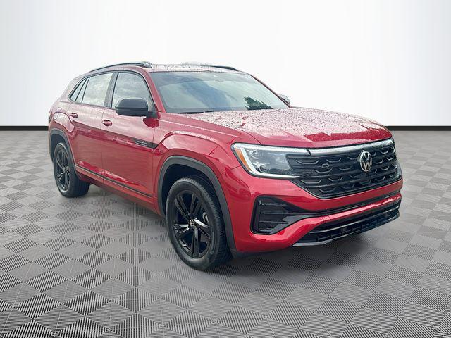 2025 Volkswagen Atlas Cross Sport 2.0T SEL R-Line 4MOTION's photo