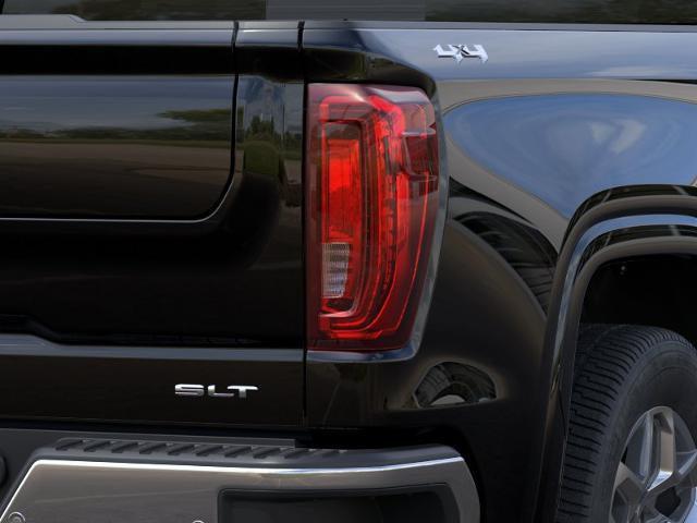 2026 GMC Sierra 1500 Crew Cab, Short Bed, SLT, 4WD