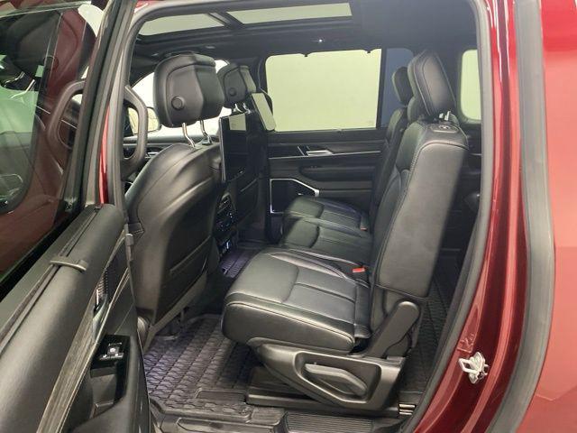 2024 Jeep Wagoneer Series III 4x4