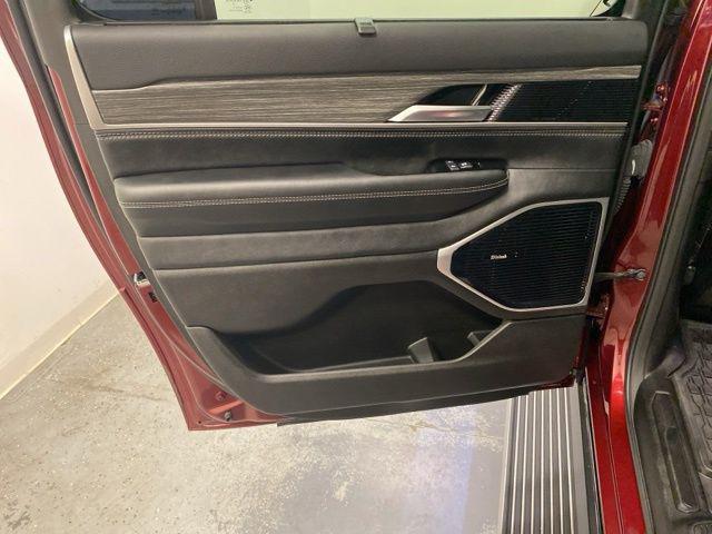 2024 Jeep Wagoneer Series III 4x4