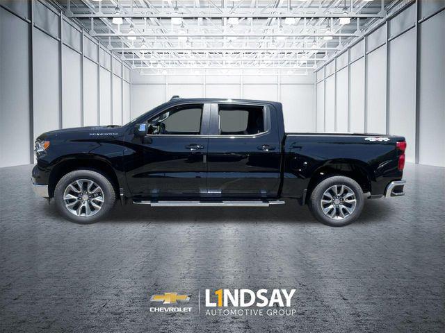 2026 Chevrolet Silverado 1500 4WD Crew Cab Standard Bed LT