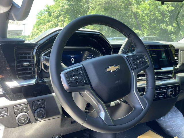 2026 Chevrolet Silverado 1500 4WD Crew Cab Standard Bed LT