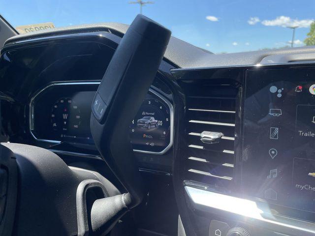2026 Chevrolet Silverado 1500 4WD Crew Cab Standard Bed LT