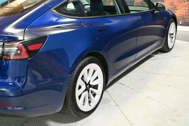 2021 Tesla Model 3 Standard Range Plus Rear-Wheel Drive