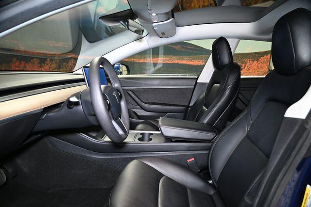 2021 Tesla Model 3 Standard Range Plus Rear-Wheel Drive