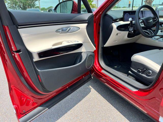 2026 Genesis GV70 2.5T