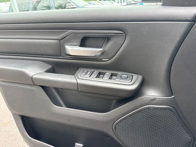 2026 Ram 1500 Express Crew Cab 4x4 57 Box