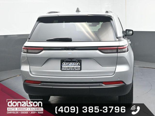 2026 Jeep Grand Cherokee Altitude 4x2