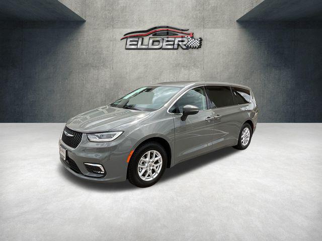 2023 Chrysler Pacifica Touring L for sale in Cedar Park, TX