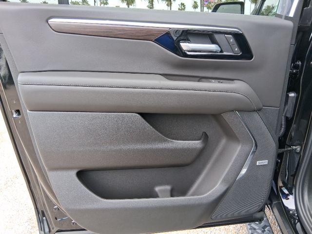 2026 Chevrolet Suburban Z71, 4WD