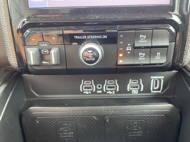 2025 Ram 1500 Limited Longhorn Crew Cab 4x4 5'7" Box