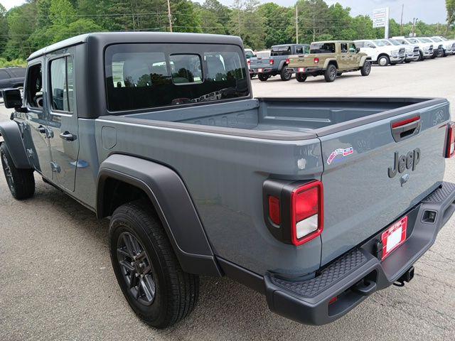 2026 Jeep Gladiator Sport