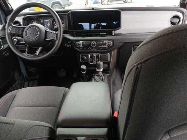 2026 Jeep Gladiator Sport