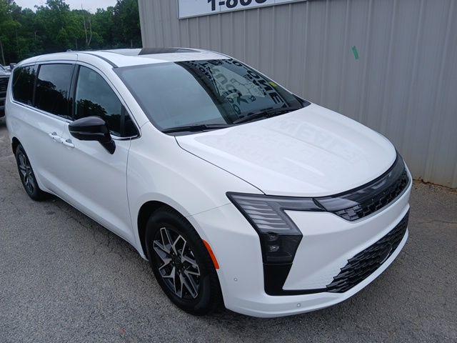 2027 Chrysler Pacifica Limited for sale in Bremen, GA