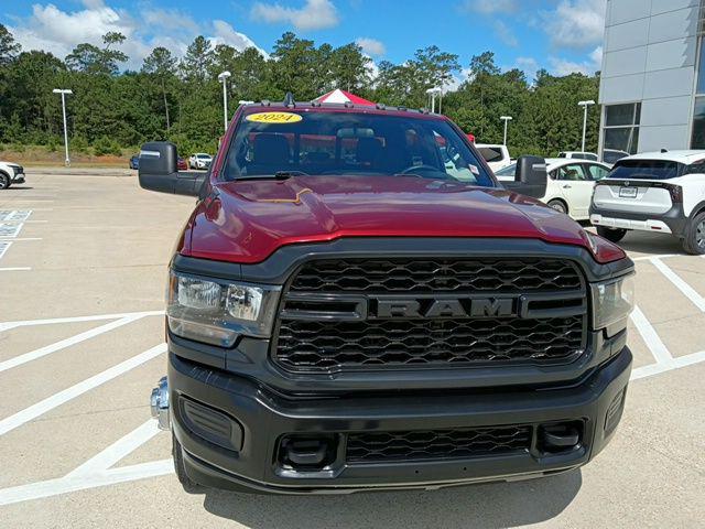 2024 Ram 3500 Tradesman Crew Cab 4x4 8' Box