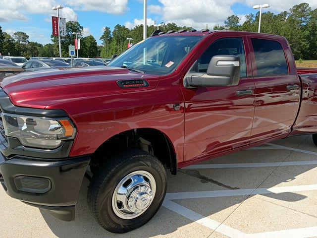 2024 Ram 3500 Tradesman Crew Cab 4x4 8' Box