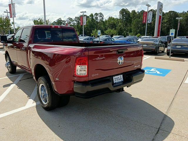 2024 Ram 3500 Tradesman Crew Cab 4x4 8' Box