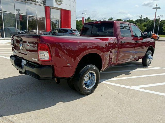 2024 Ram 3500 Tradesman Crew Cab 4x4 8' Box