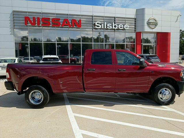 2024 Ram 3500 Tradesman Crew Cab 4x4 8' Box