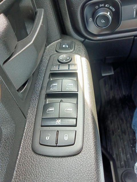 2024 Ram 3500 Tradesman Crew Cab 4x4 8' Box