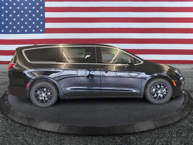 2027 Chrysler Pacifica PACIFICA LX
