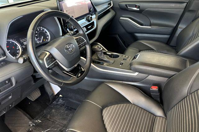 2024 Toyota Highlander XSE