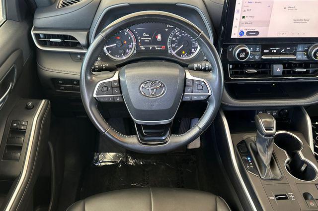 2024 Toyota Highlander XSE