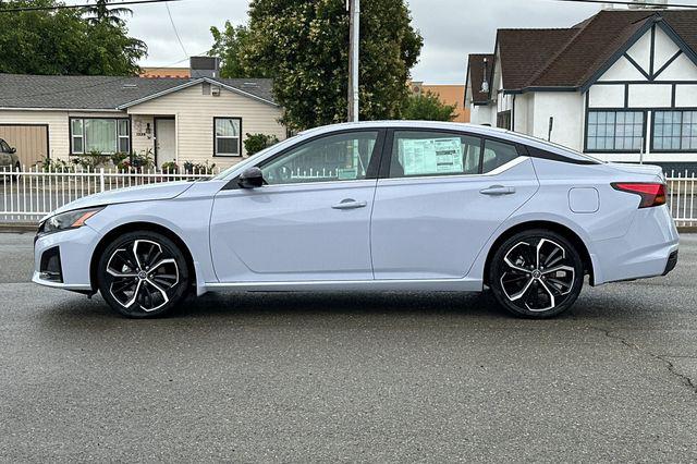 2026 Nissan Altima SR FWD