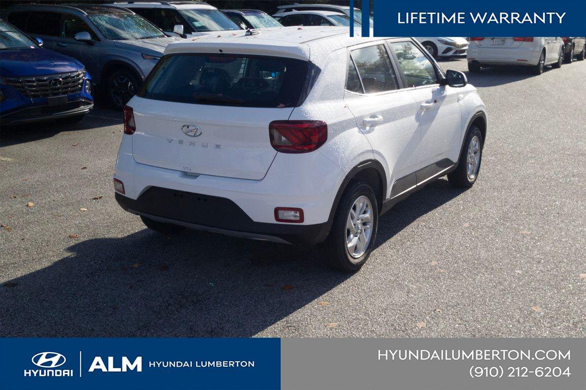 New 2026 Lunar Hyundai SE image 6