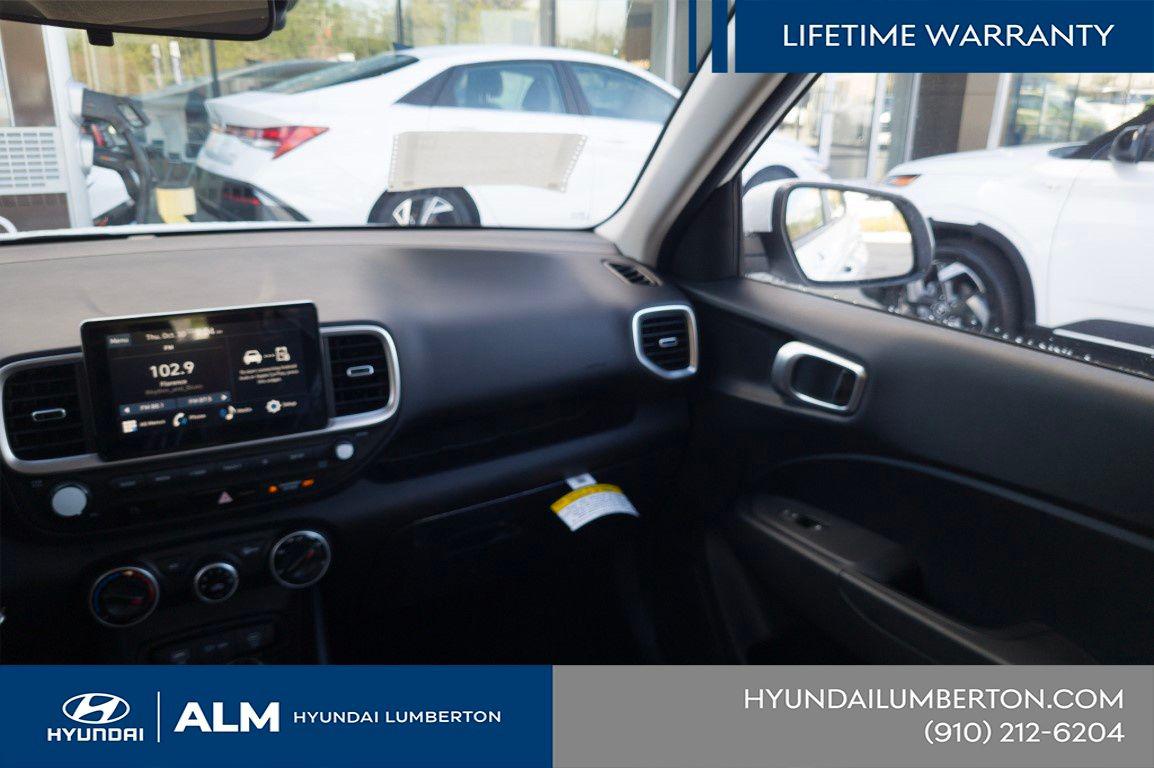 New 2026 Lunar Hyundai SE image 18
