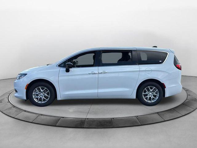 2027 Chrysler Pacifica LX