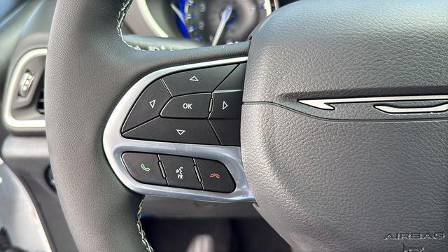 2027 Chrysler Pacifica LX