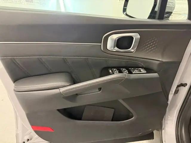 2025 Kia Sorento SX