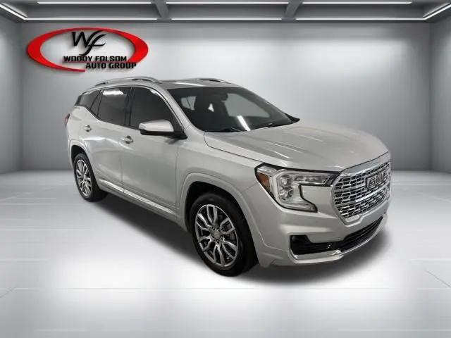2022 GMC Terrain AWD Denali