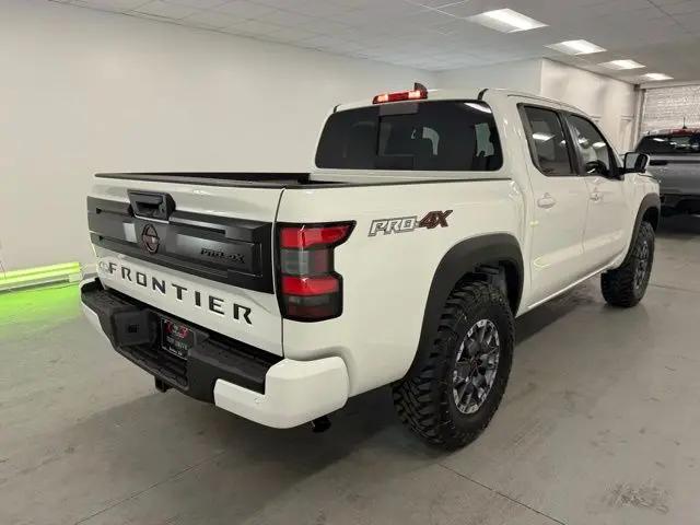 2026 Nissan Frontier Crew Cab PRO-4X 4x4
