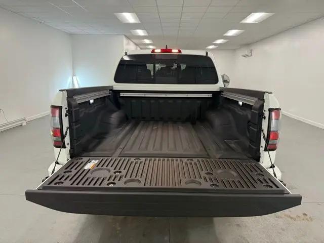2026 Nissan Frontier Crew Cab PRO-4X 4x4