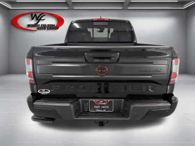 2026 Nissan Frontier Crew Cab PRO-4X 4x4
