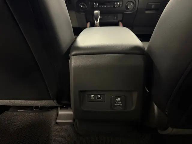 2026 Nissan Frontier Crew Cab PRO-4X 4x4