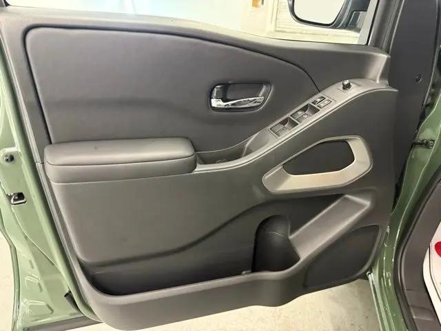 2026 Nissan Frontier Crew Cab SV 4x2