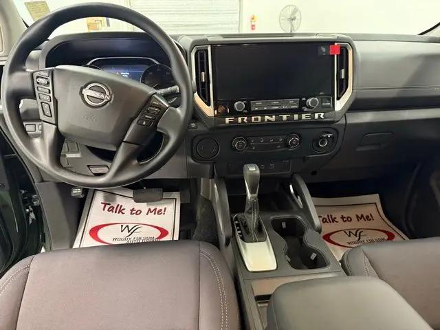 2026 Nissan Frontier Crew Cab SV 4x2