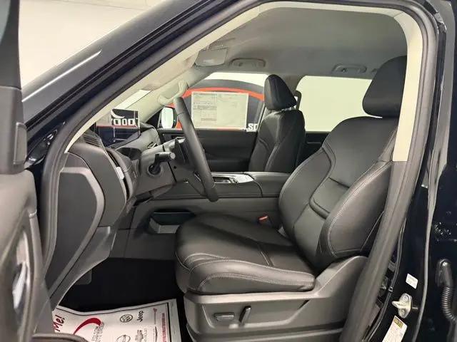 2026 Nissan Armada SV