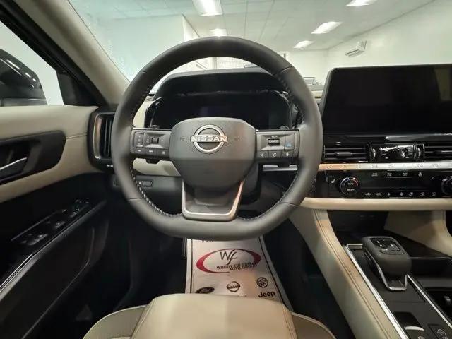 2026 Nissan Pathfinder SL