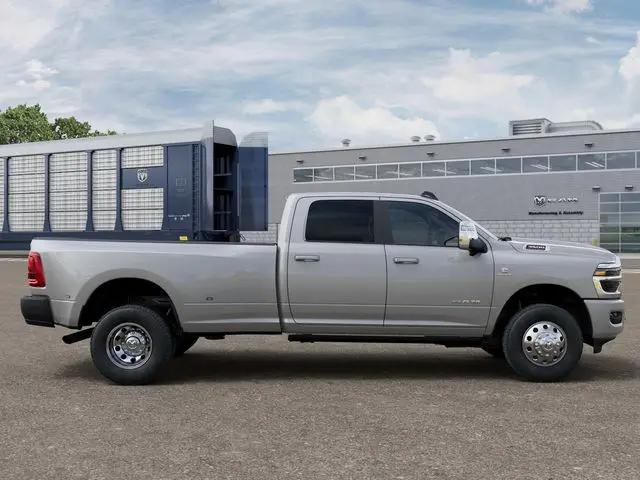 2026 Ram 3500 Laramie Crew Cab 4x4 8' Box