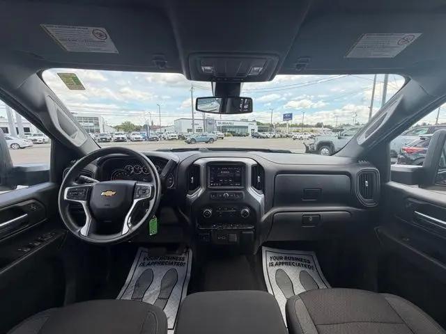 2022 Chevrolet Silverado 2500HD 4WD Crew Cab Standard Bed Custom